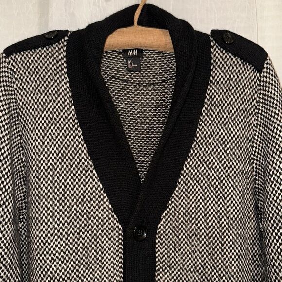 H&M L Black White Checkered Knit Wool Blend Shawl Button Front Cardigan Sweater - Picture 3 of 12